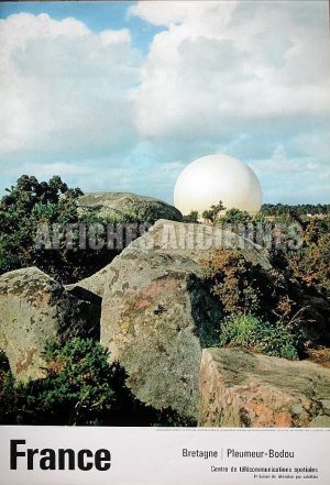 FRANCE BRETAGNE PLEUMEUR BODOU CENTRE DE COMMUNICATIONS SPATIALES AFFICHE ORIGINALE FORMAT 40X60 CM CIRCA 1960