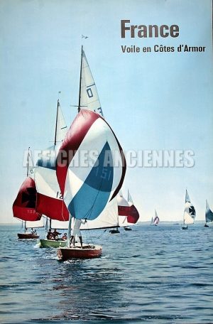 FRANCE BRETAGNE REGATE EN  DERIVEUR COTE D'ARMOR AFFICHE ORIGINALE FORMAT 40X60 CM CIRCA1960